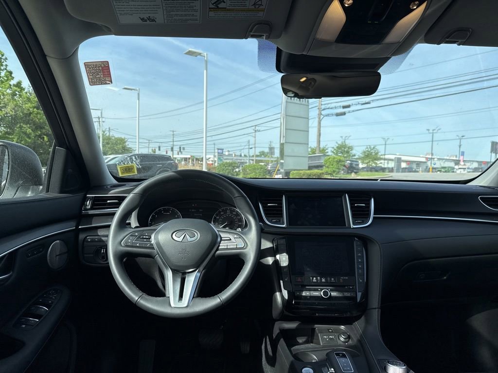 Certified 2025 INFINITI QX50 Luxe AWD/4WD image 25