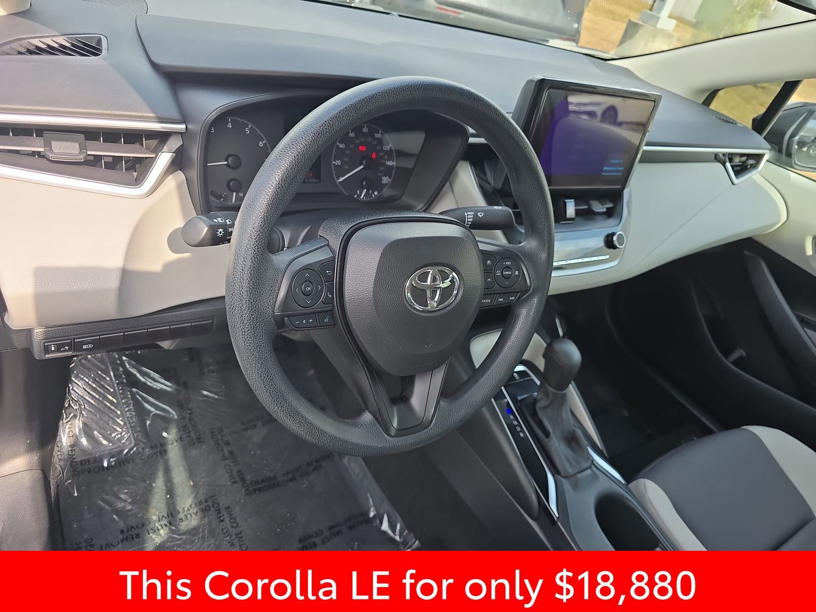 Used 2024 Toyota Corolla LE image 21