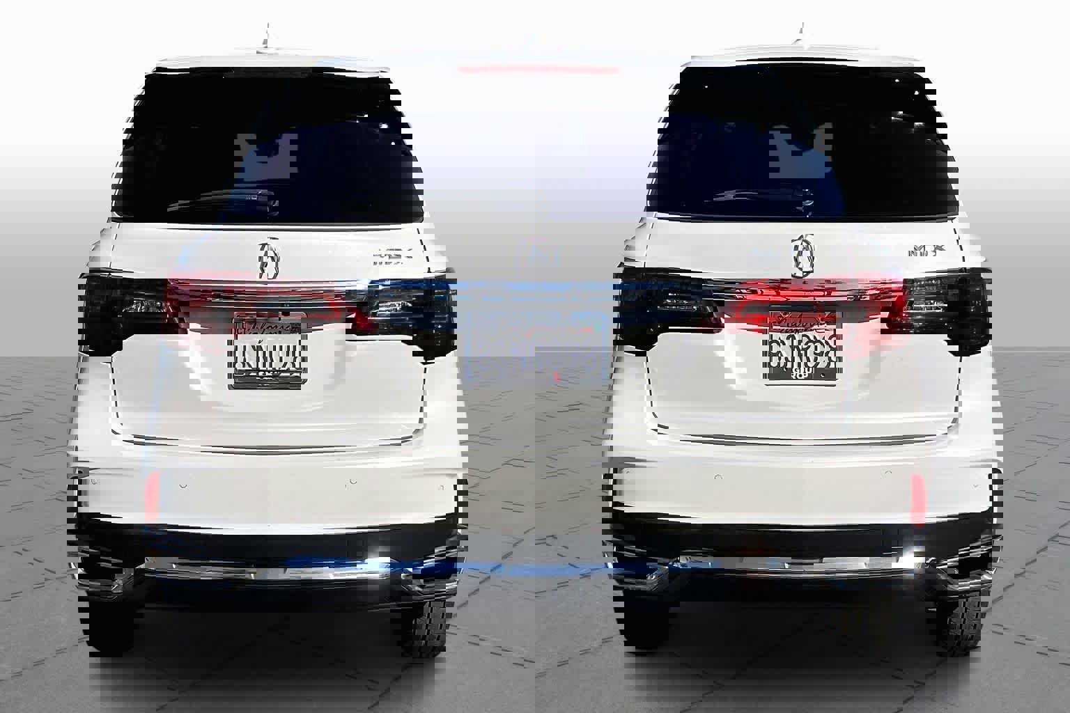 Used 2020 Acura MDX FWD w/ Technology Package image 4