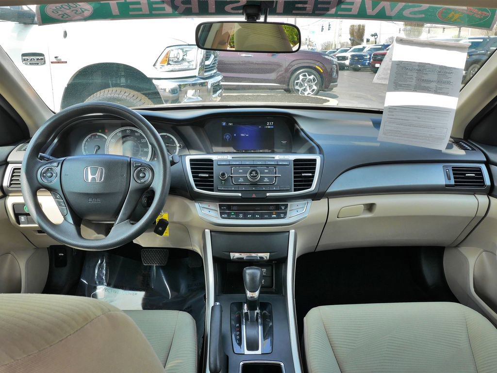 Used 2015 Honda Accord LX image 22