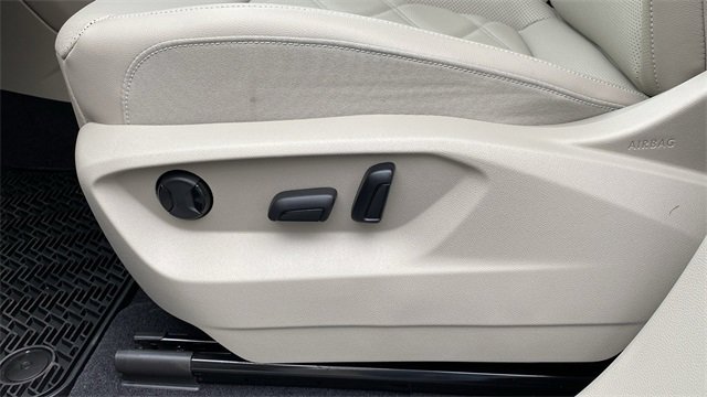 New 2026 Volkswagen Atlas SE image 18