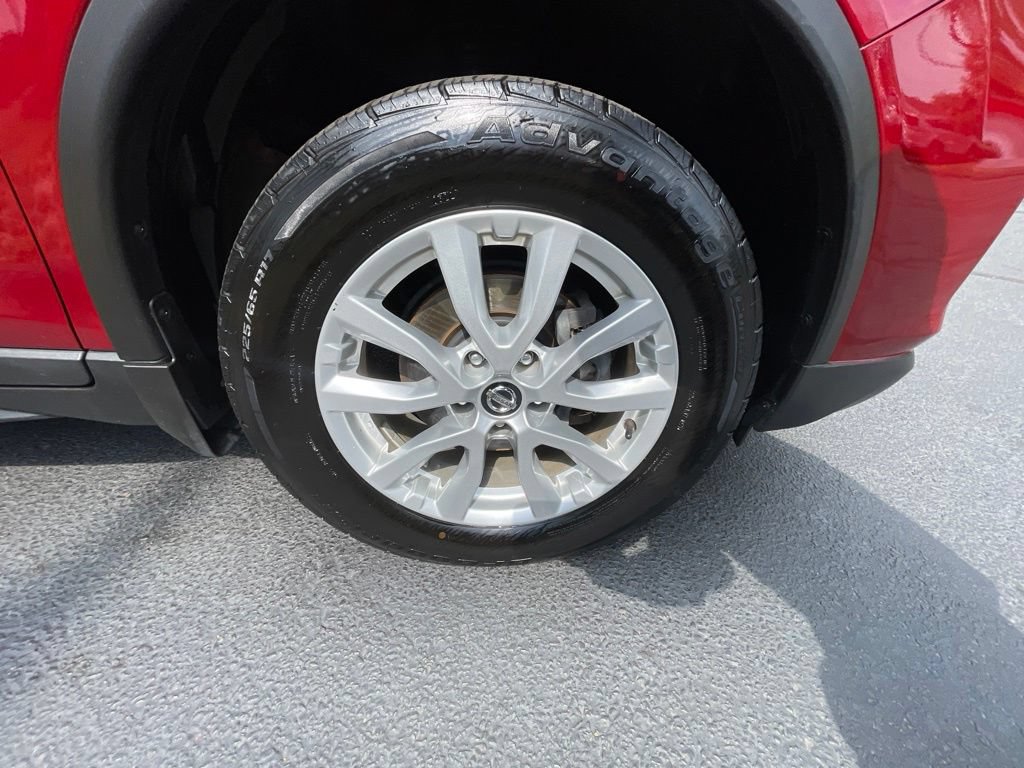 Used 2019 Nissan Rogue SV AWD/4WD image 30