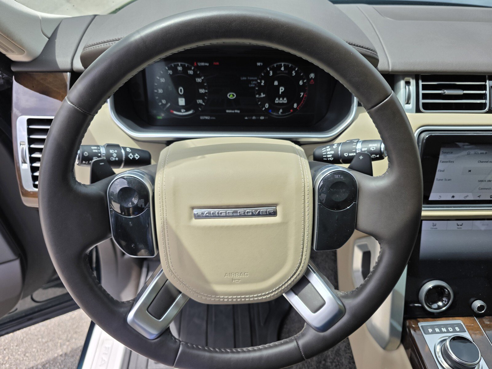 Used 2021 Land Rover Range Rover P525 Westminster Edition AWD/4WD image 18