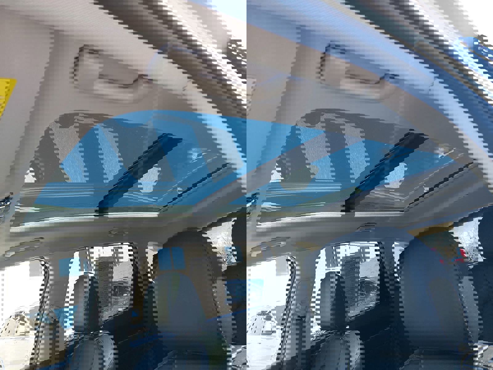 Used 2023 Kia Sorento SX image 31