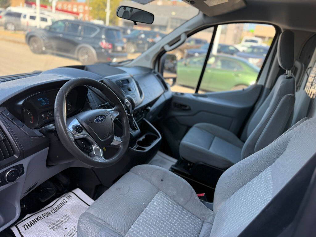 Used 2015 Ford Transit 250 250 3dr SWB Low Roof Cargo Van w/ Exterior Upgrade Package image 16
