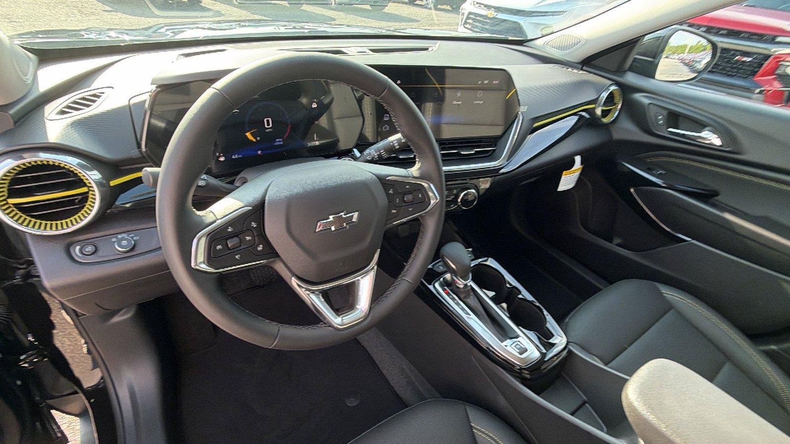 New 2026 Chevrolet Trax ACTIV w/ Driver Confidence Package FWD image 3