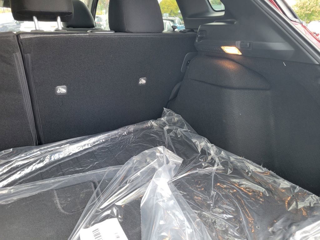 New 2026 Nissan Kicks SV w/ SV Premium Package image 32