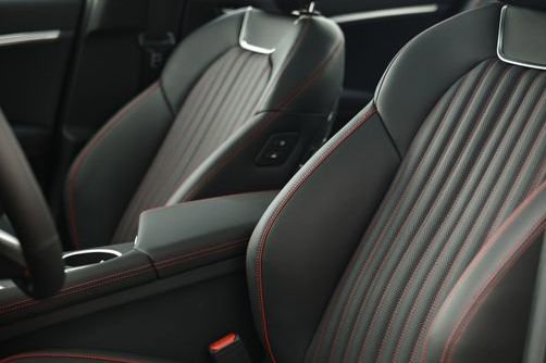 New 2025 Genesis G70 3.3T Advanced image 23