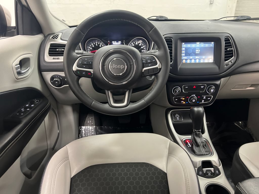 Used 2021 Jeep Compass Latitude FWD image 14