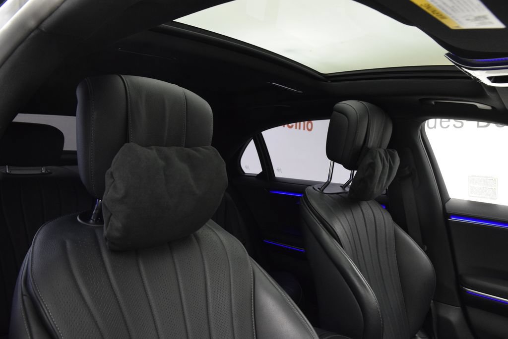 Certified 2022 Mercedes-Benz S 500 4MATIC image 18