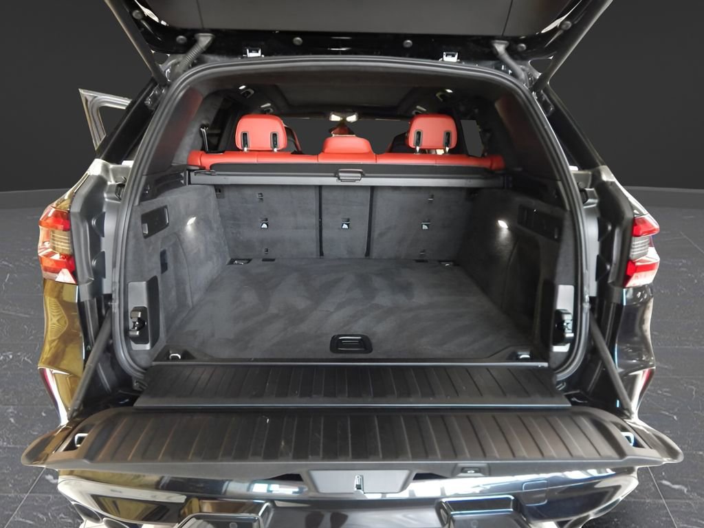 Used 2022 BMW X5 M w/ Competition Package 2 image 18