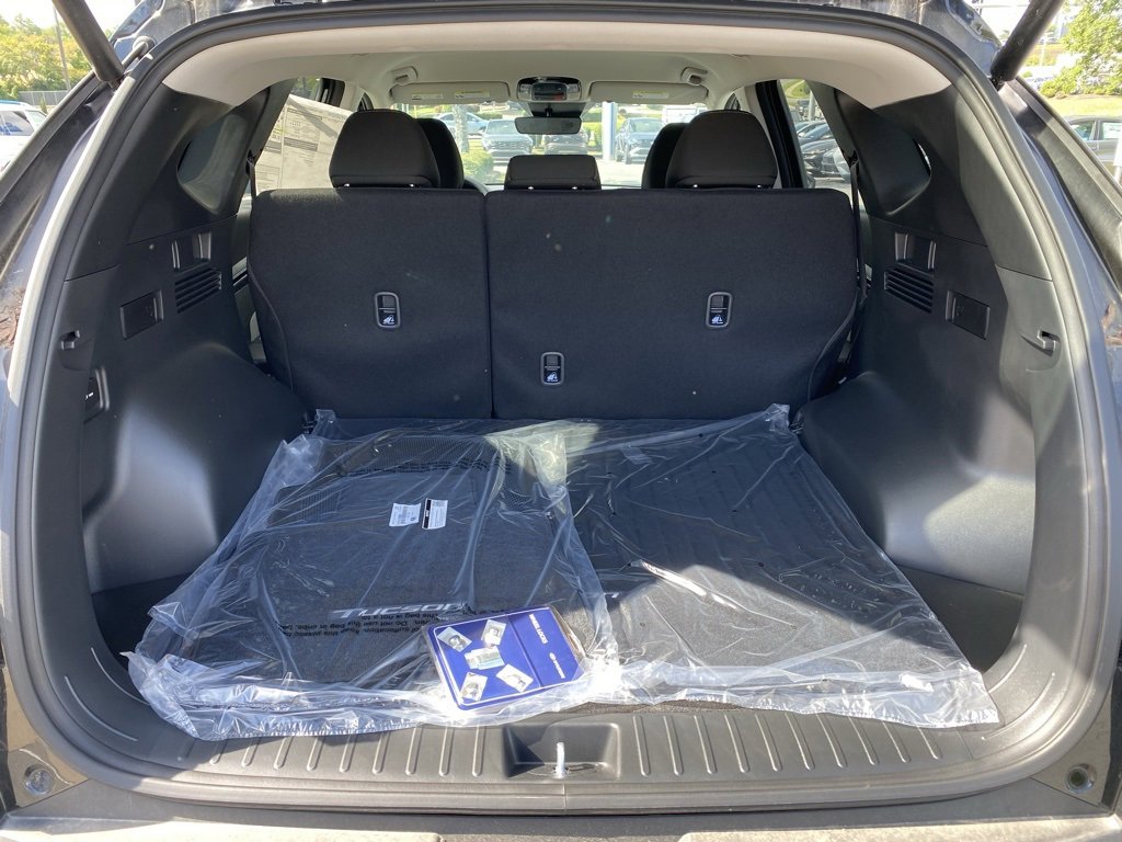 Used 2024 Hyundai Tucson Blue image 8