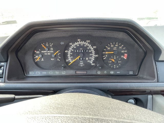 Used 1994 Mercedes-Benz E 320 Convertible image 28