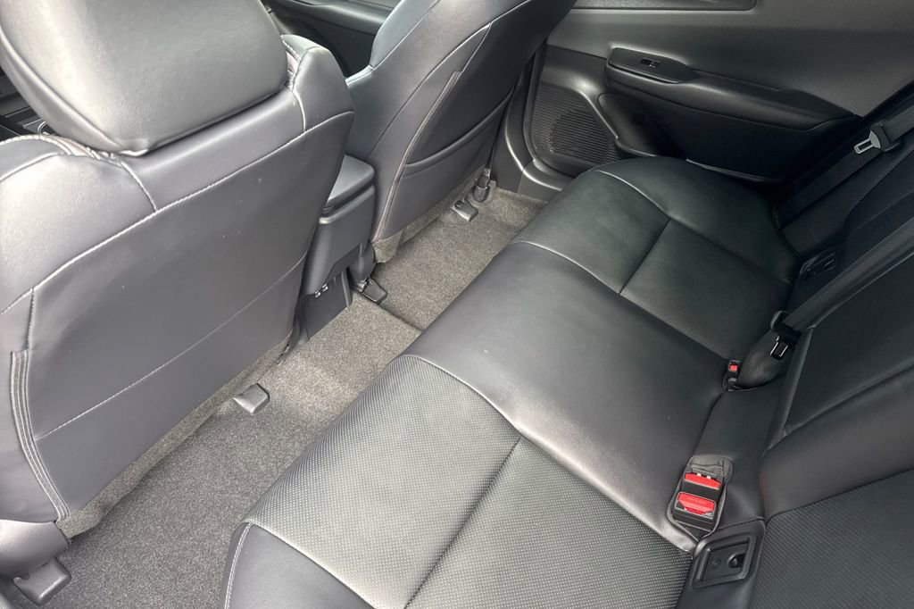 Used 2024 Toyota Prius Limited image 11