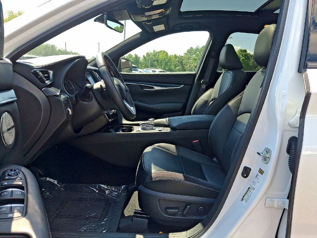 Used 2024 INFINITI QX50 Sport AWD/4WD image 3
