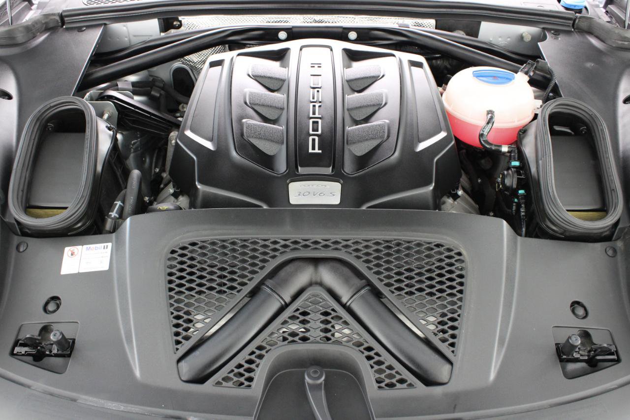 Used 2016 Porsche Macan S image 73