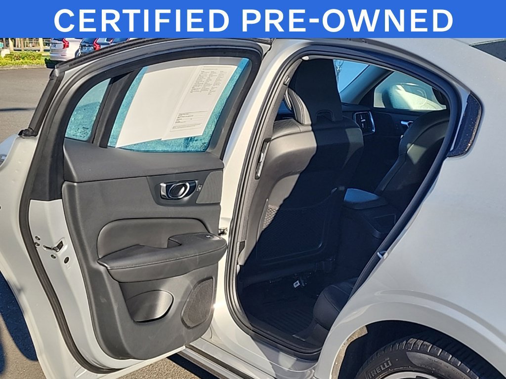 Used 2024 Volvo S60 B5 Plus AWD/4WD image 15