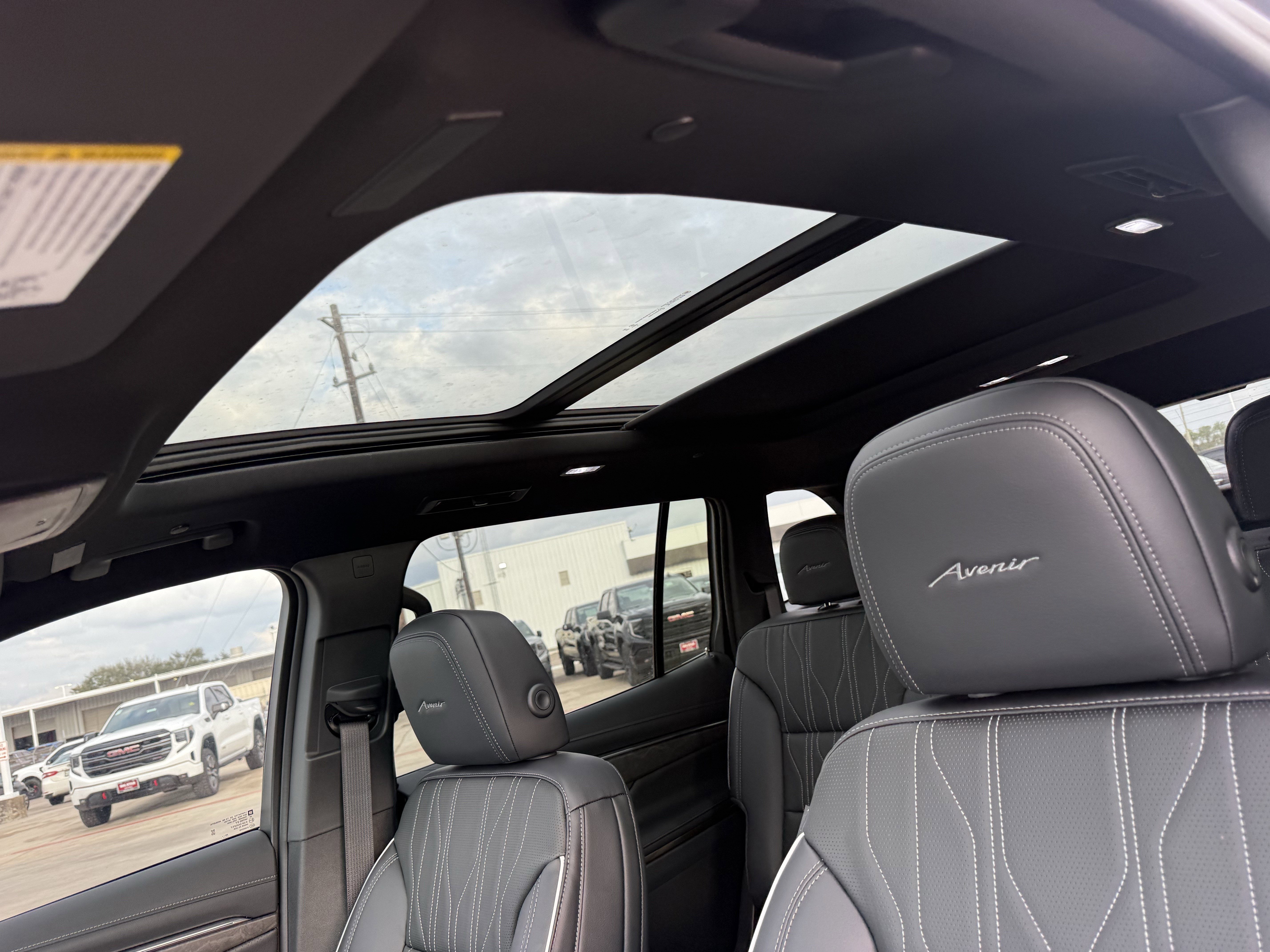 New 2026 Buick Enclave Avenir w/ Super Cruise Package FWD image 21