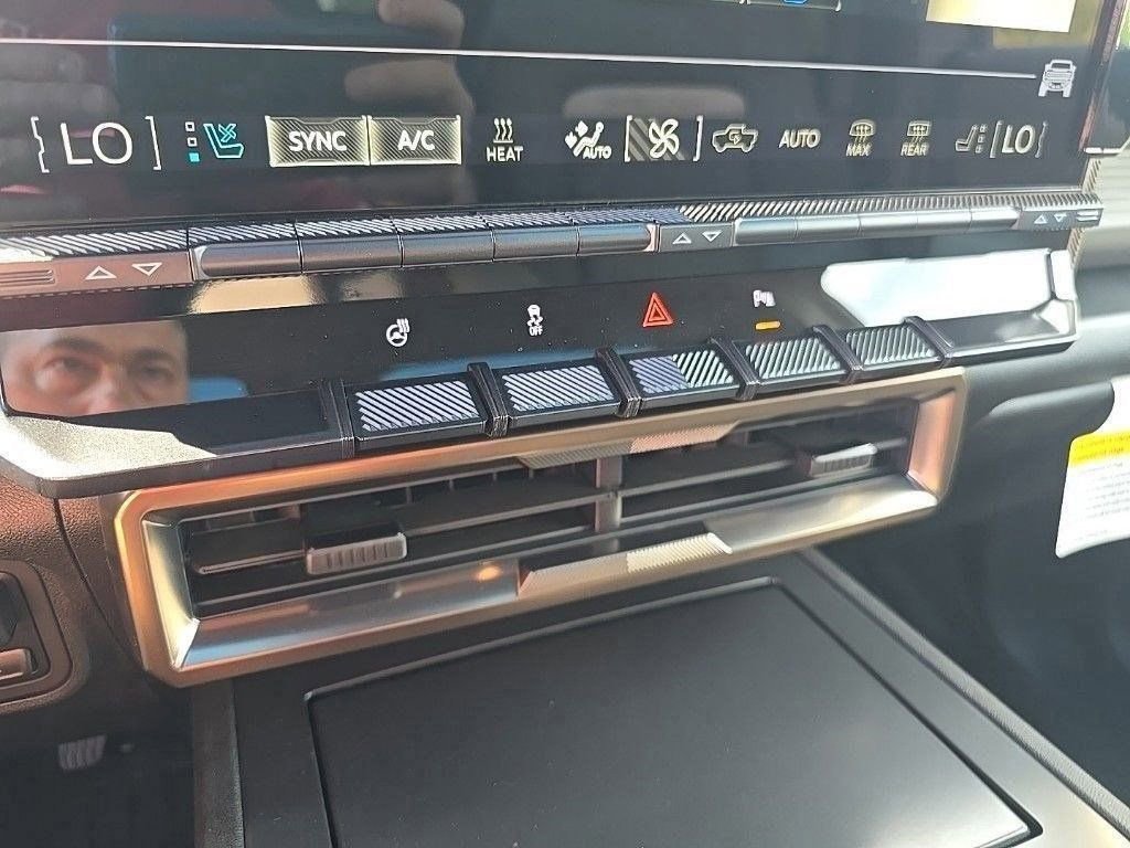 New 2025 GMC Hummer EV 3X image 59