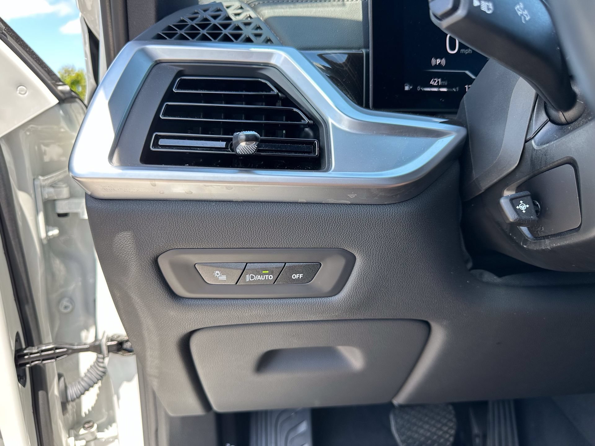 Certified 2024 BMW X5 sDrive40i w/ Premium Package RWD image 29