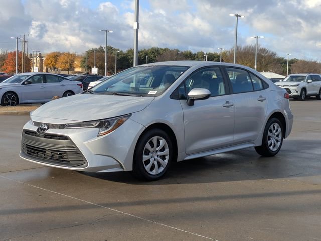 Used 2023 Toyota Corolla LE image 10