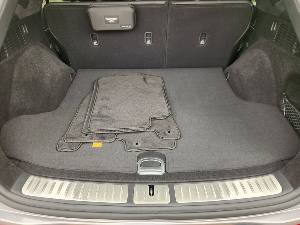 Used 2024 Genesis GV70 3.5T Sport w/ Sport Advanced Package AWD/4WD image 24