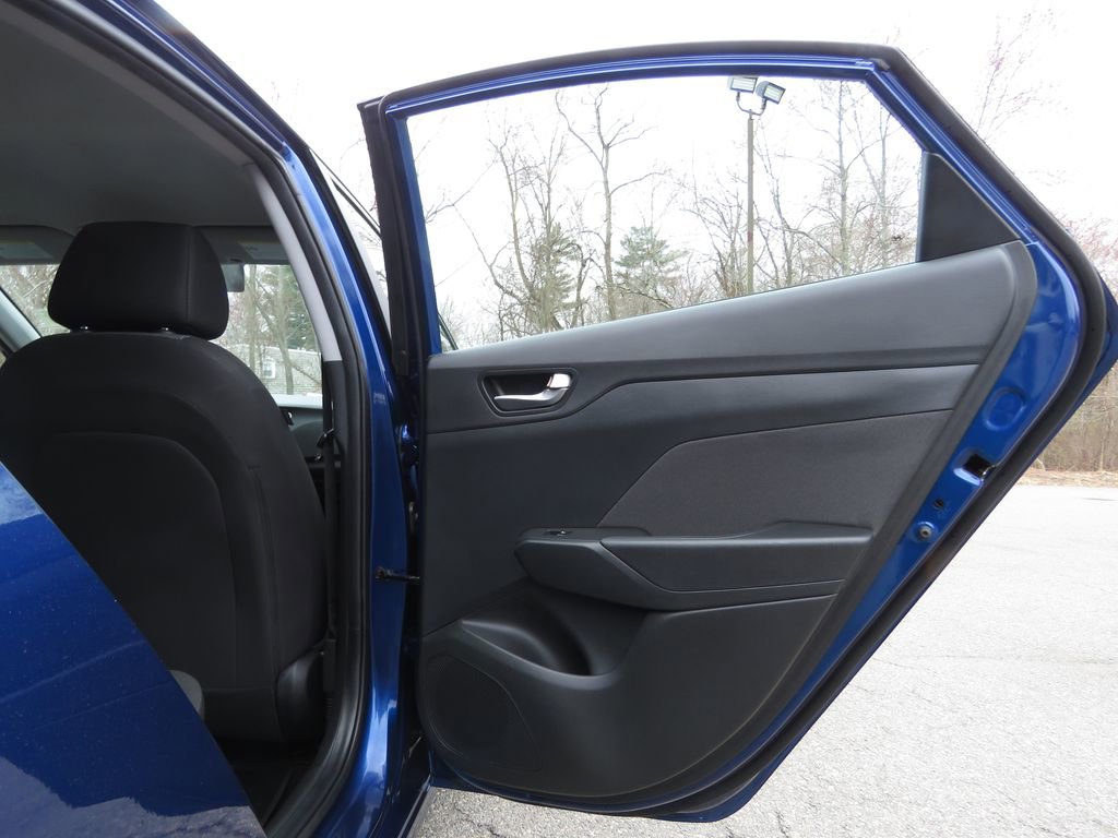 Used 2022 Hyundai Accent SE FWD image 15