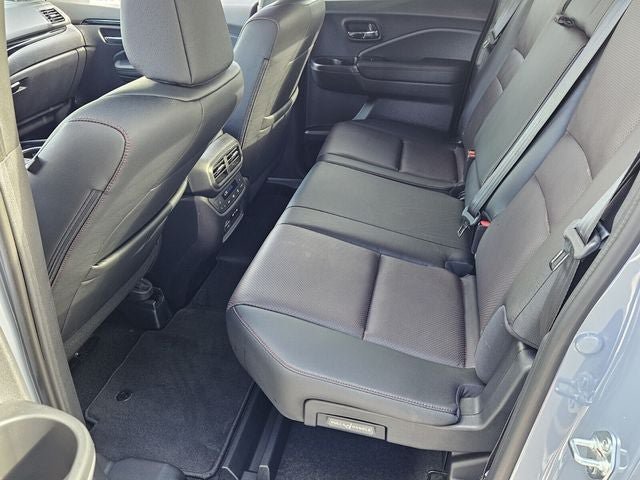 Used 2024 Honda Ridgeline Black Edition image 11