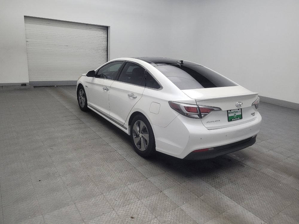 Used 2017 Hyundai Sonata Limited w/ Ultimate Package 02 FWD image 5