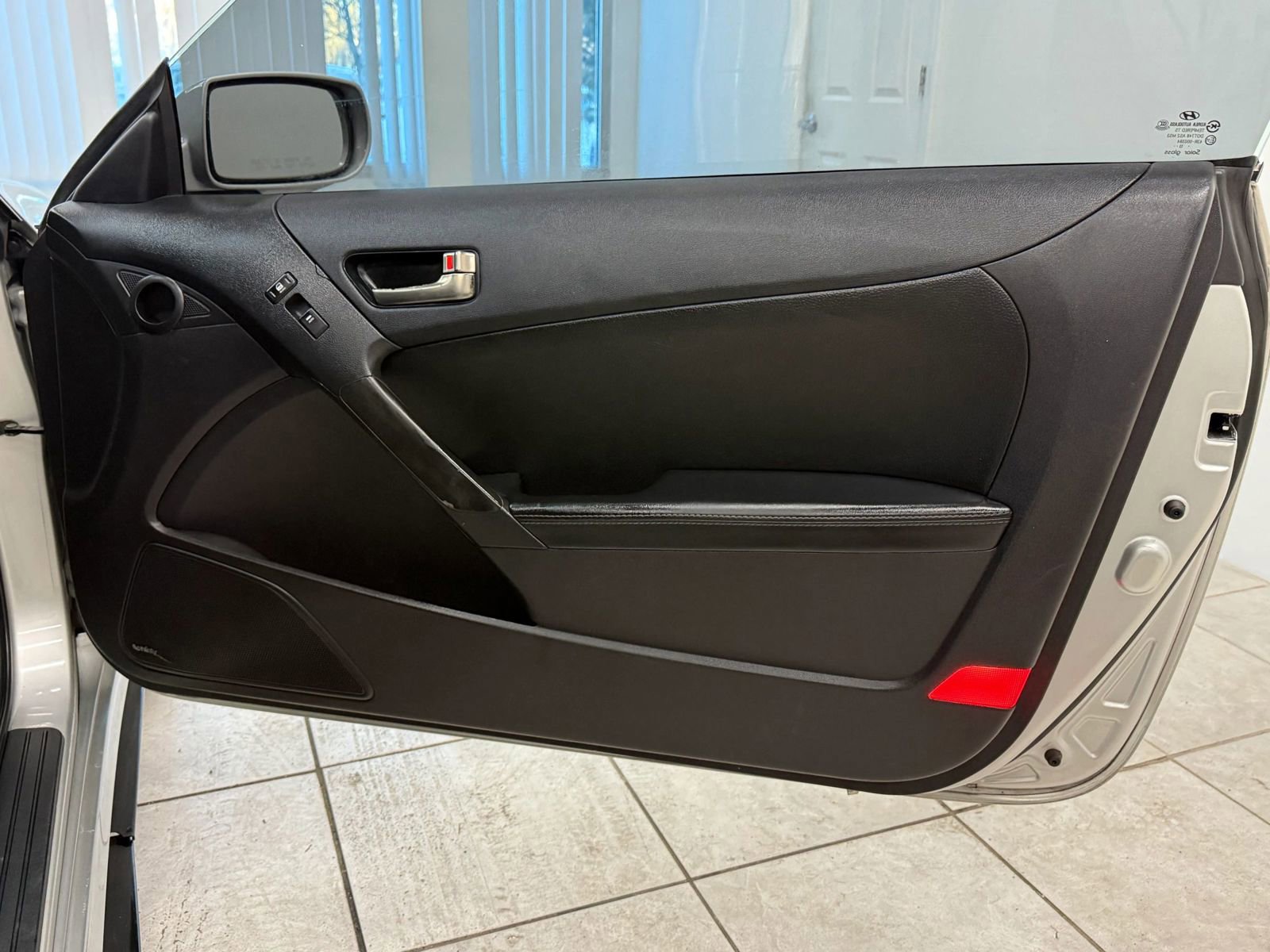 Used 2013 Hyundai Genesis 3.8 image 19