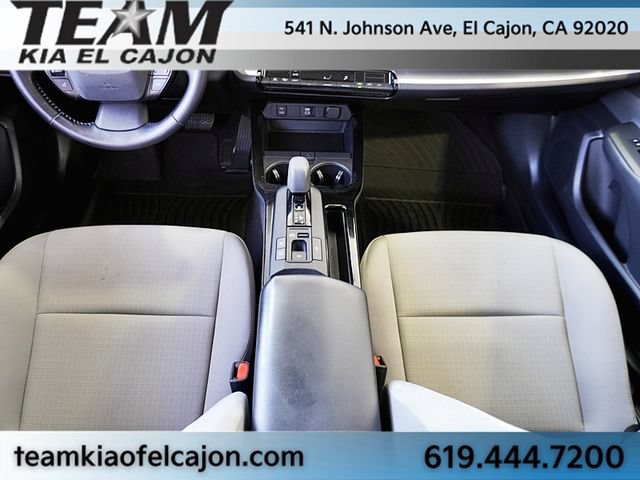 Used 2025 Toyota Prius LE FWD image 22