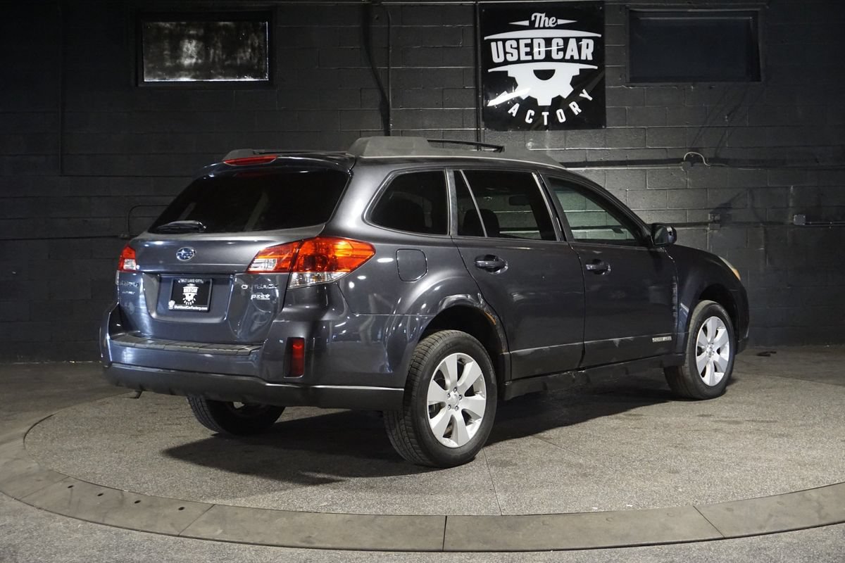 Used 2012 Subaru Outback 2.5i Premium w/ All-Weather Pkg AWD/4WD image 6