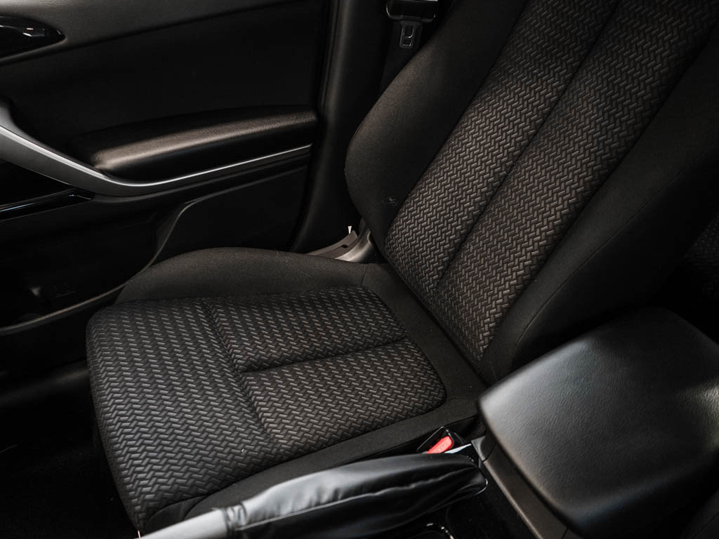 New 2026 Mitsubishi Eclipse Cross LE AWD/4WD image 23