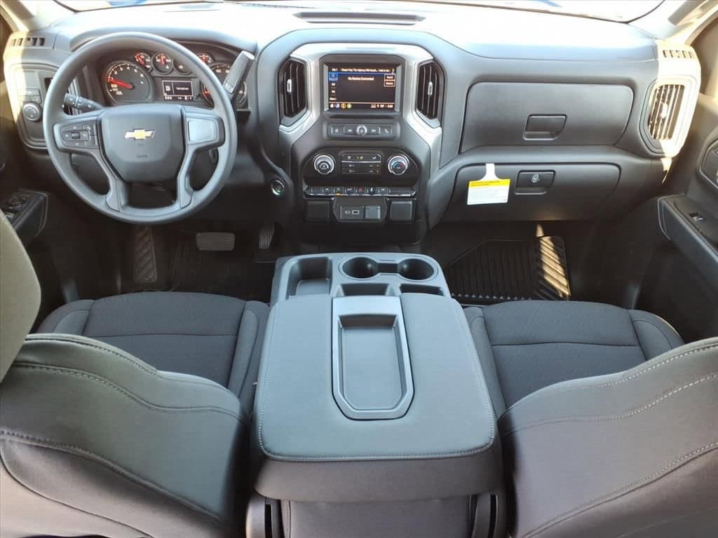 New 2026 Chevrolet Silverado 1500 Custom w/ Turbomax Blackout Package RWD image 16
