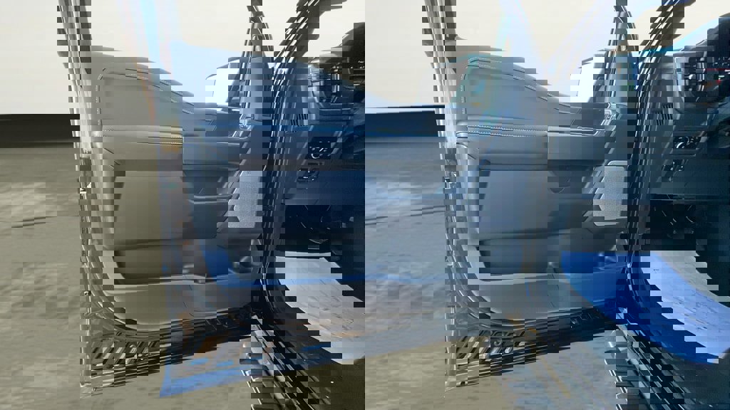 Certified 2025 Ford F150 Lariat w/ Equipment Group 501A Mid image 16