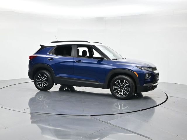 Used 2023 Chevrolet TrailBlazer ACTIV w/ Convenience Package image 3
