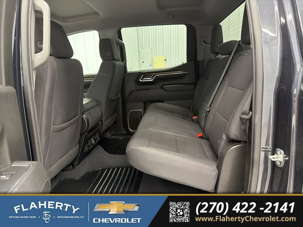 Used 2024 Chevrolet Silverado 1500 LT image 11