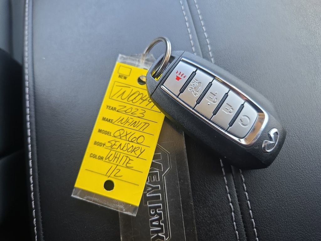 Used 2023 INFINITI QX60 Sensory w/ Vision Package image 37