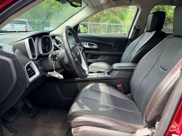 Used 2017 Chevrolet Equinox Premier w/ Enhanced Convenience Package FWD image 7