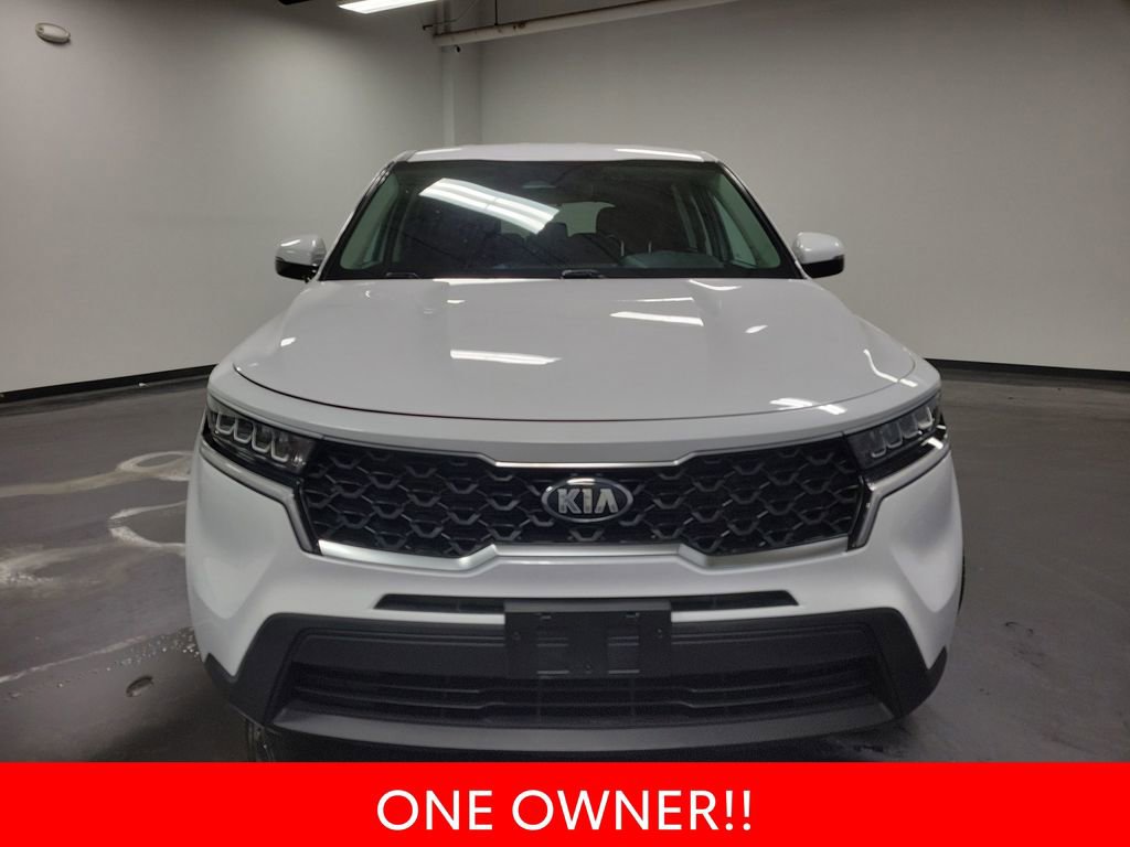 Used 2021 Kia Sorento LX image 3