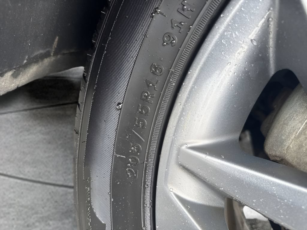 Used 2024 Hyundai Elantra SEL FWD image 30