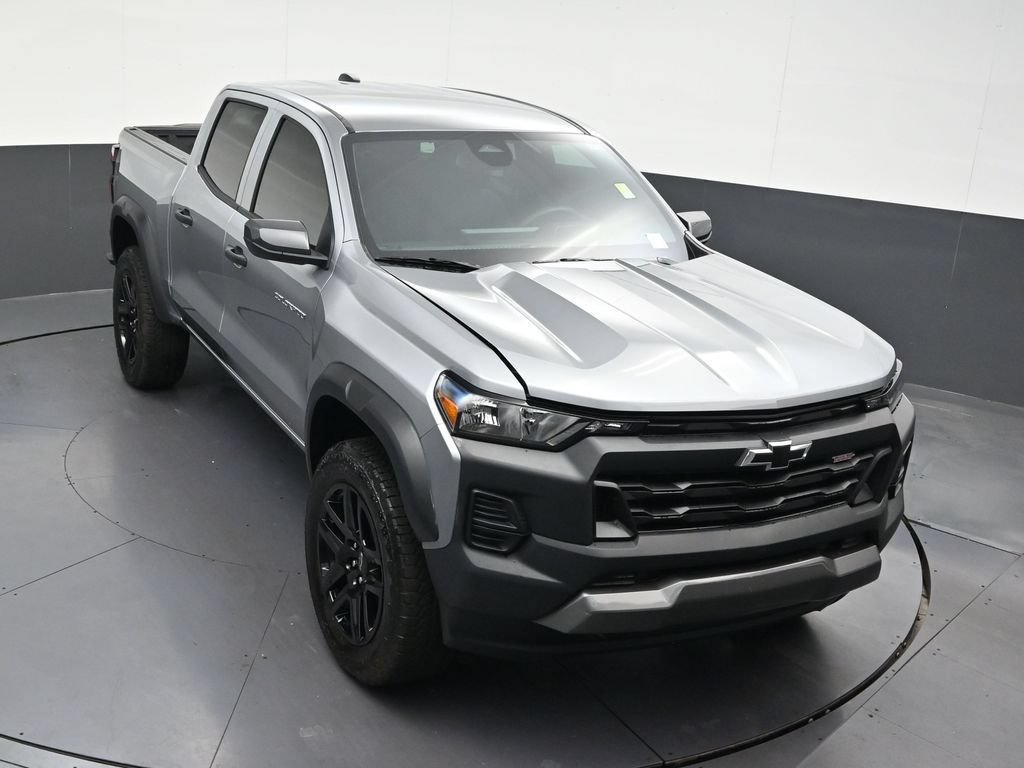 Used 2025 Chevrolet Colorado Trail Boss AWD/4WD image 22