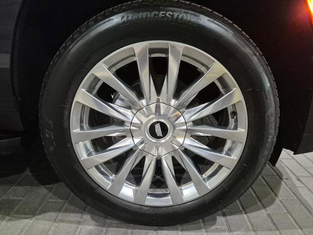 Used 2023 Cadillac Escalade Premium Luxury AWD/4WD image 9