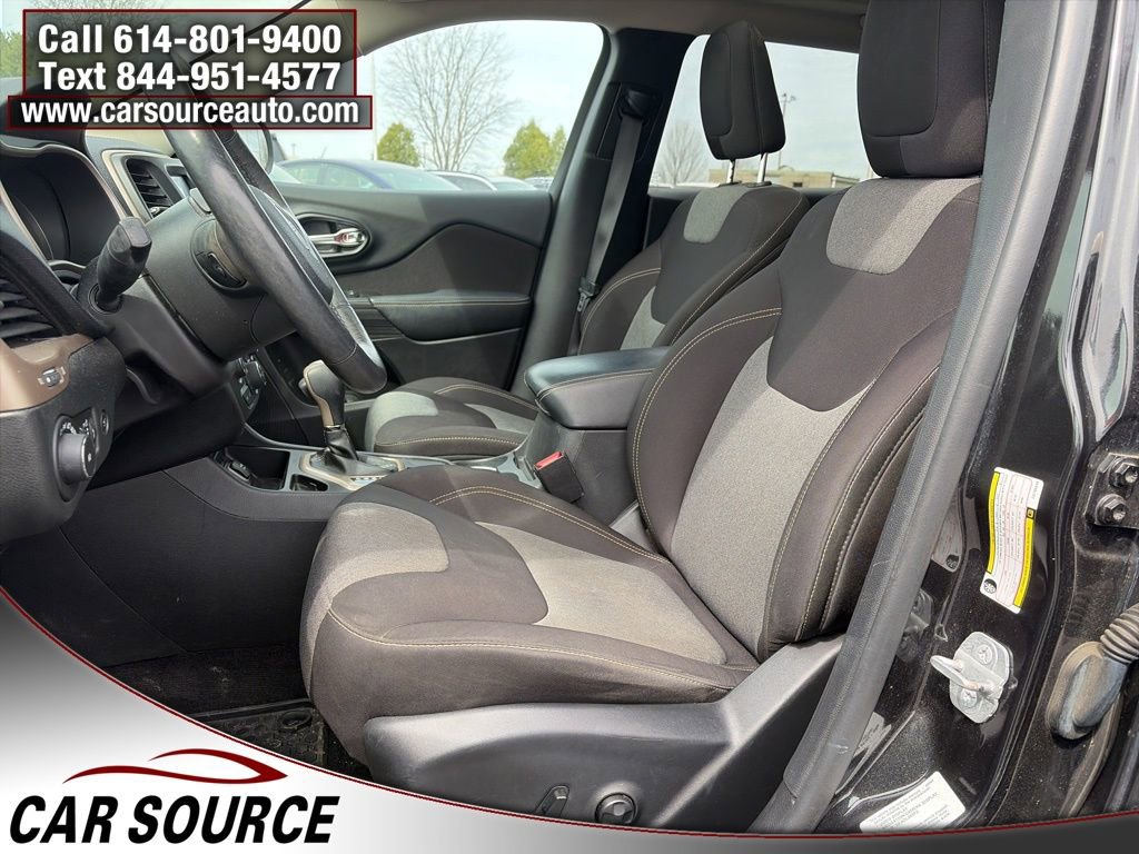 Used 2014 Jeep Cherokee Latitude w/ Comfort/Convenience Group image 14