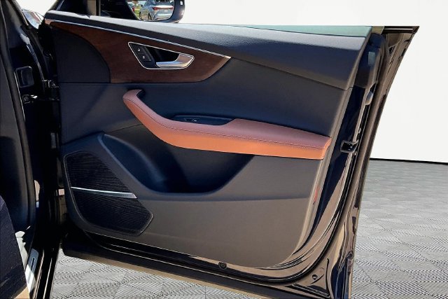 New 2026 Audi Q8 Premium Plus AWD/4WD image 19