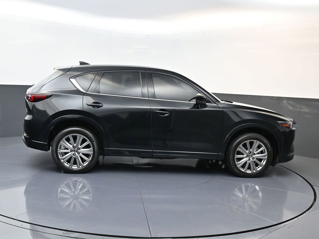 Used 2022 MAZDA CX-5 Signature image 2