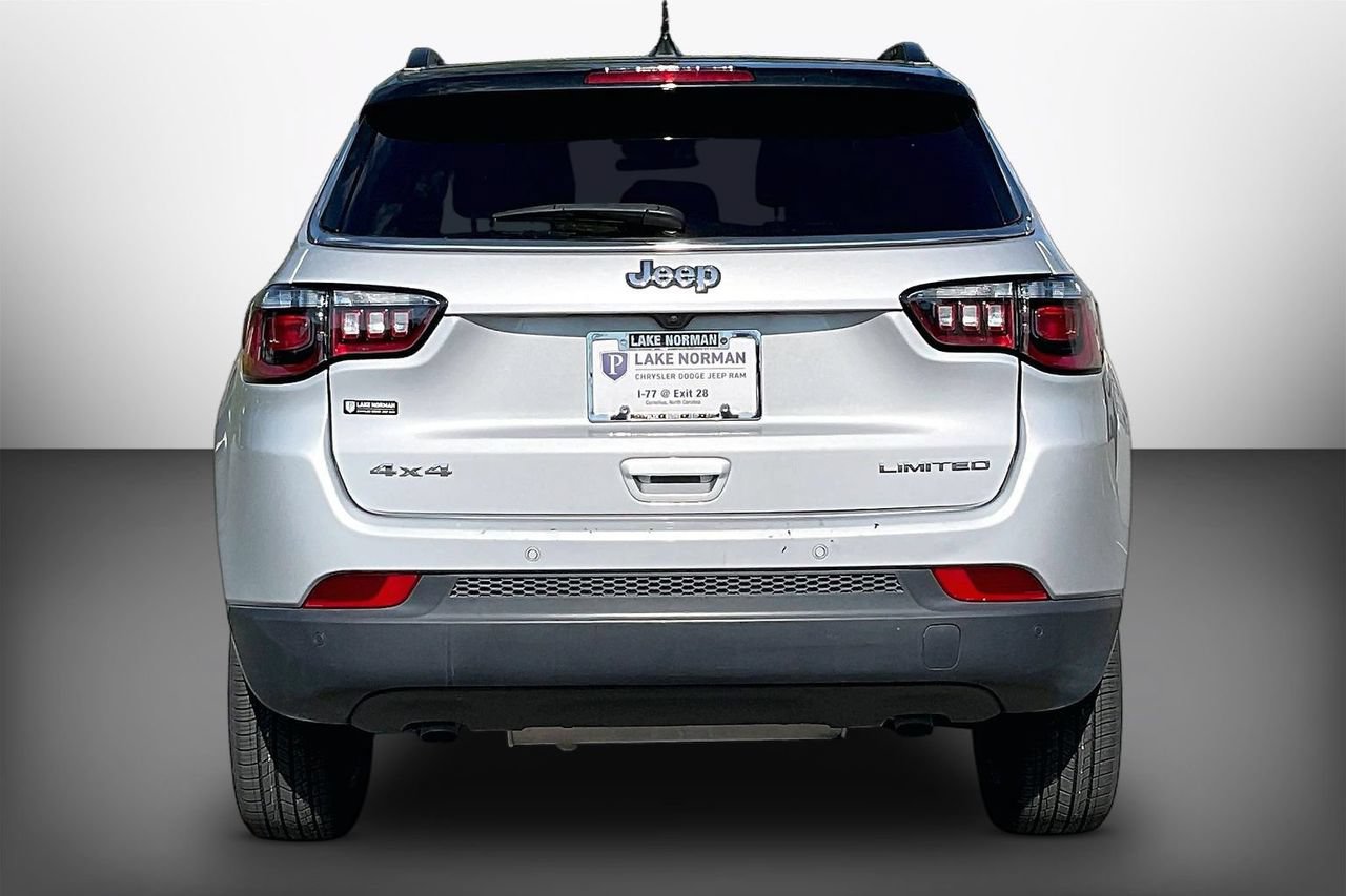 Used 2025 Jeep Compass Limited AWD/4WD image 7