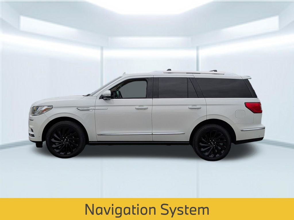 Used 2021 Lincoln Navigator Reserve RWD image 2
