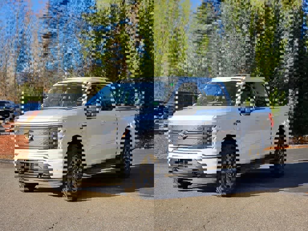 New 2025 Ford F150 Lightning Flash image 5