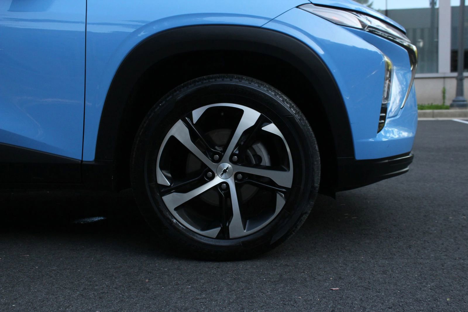 Used 2024 Chevrolet Trax RS FWD image 4